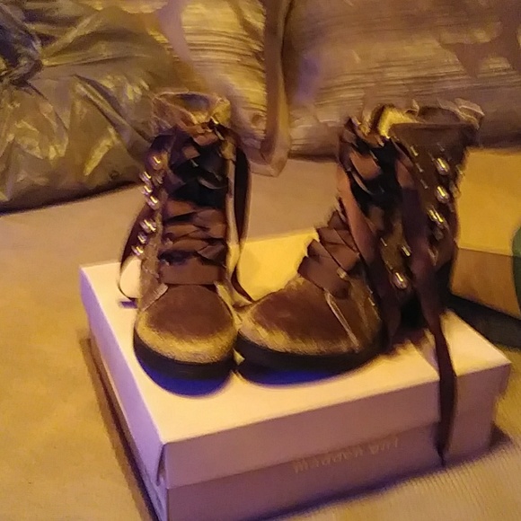 Boots - Picture 2 of 2